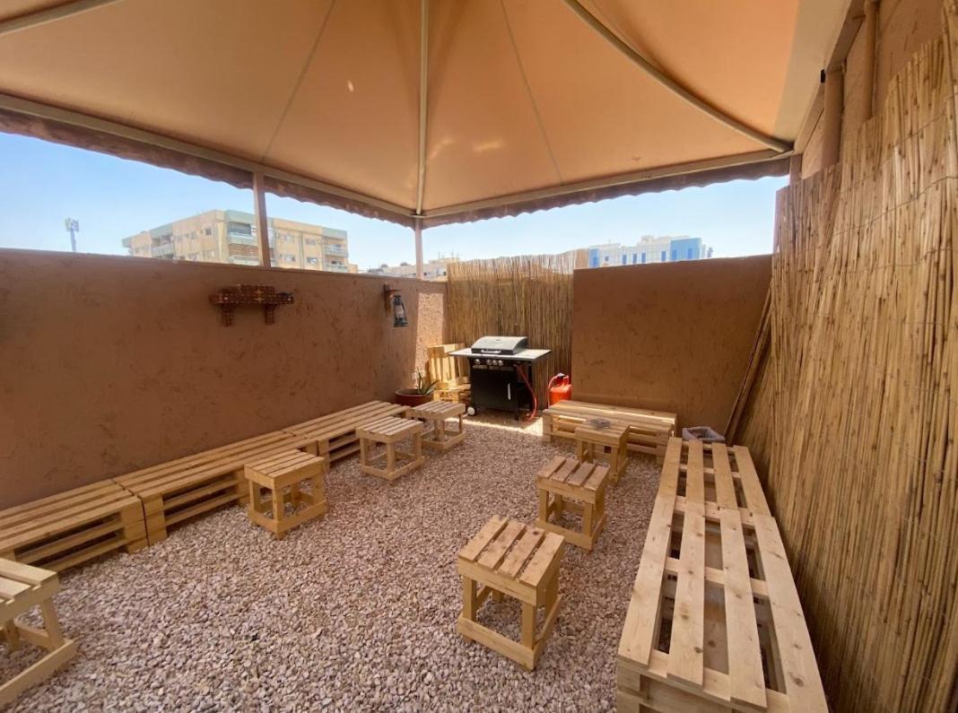 Sands Inn Hostel Рияд Екстериор снимка